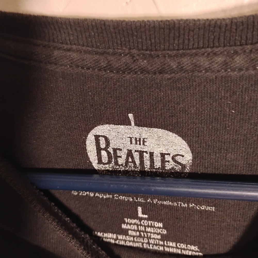 The Beatles Graphic T-Shirt Men Large Black Abbey Road Band Tee L 21x29 - Picture 8 of 8